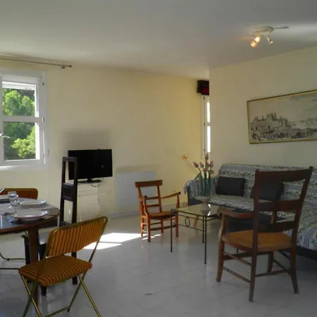 4 Pieces En Duplex Avec Terrasse Et Veranda Sur L'etang De Thau *